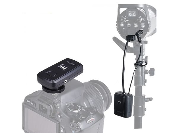 Godox DP600 III V 600W 3'lü Paraflaş Kit (LED Model Lambalı)