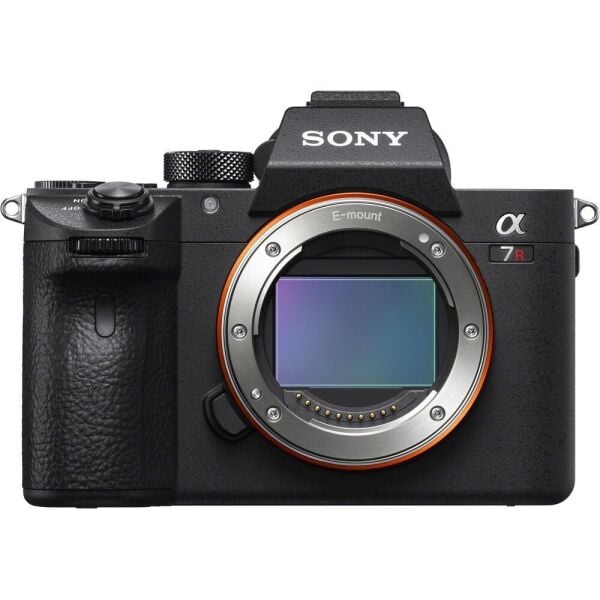 Sony A7R IVA Body Full Frame Aynasız Fotoğraf Makinesi (ILCE-7RM4A)