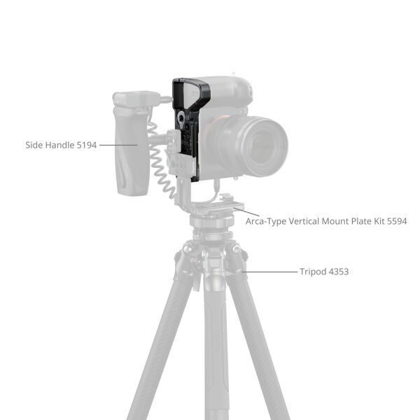 SmallRig 6033 Sony Alpha 7 V / 7R V / 7 IV  için AirTag Yuvalı  Taban Plakası
