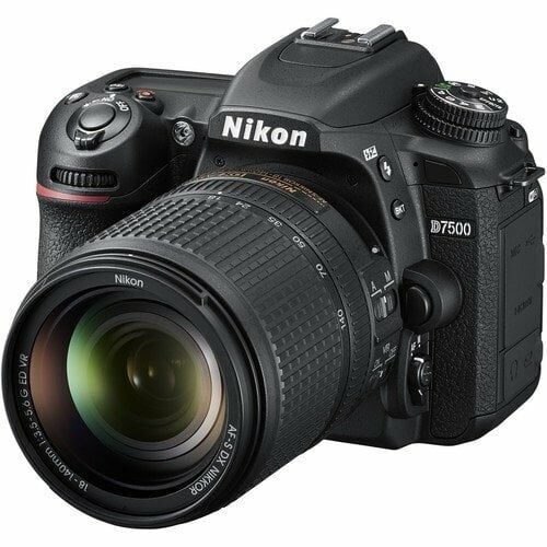Nikon D7500 18-140mm Lens Kit