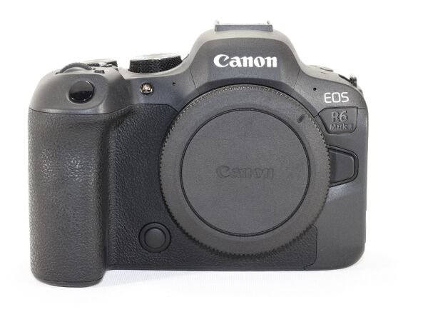 Canon EOS R6 Body Fotoğraf Makinesi (2.EL Çok Temiz)