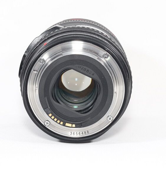 Canon EF 24-105mm f/4L IS USM Lensi 2.el Çok Temiz
