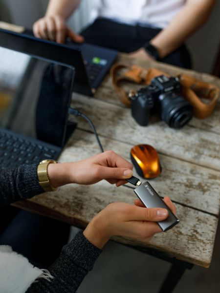 VERBATIM 47441 - 120GB VX500 USB 3.1 GEN 2 EXTERNAL SSD (Okuma 500MB/sn. - Yazma 290MB/sn.)