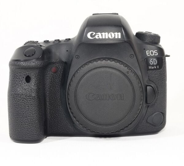 Canon EOS 6D Mark II Body DSLR  Fotoğraf Makinesi 2.el Temiz
