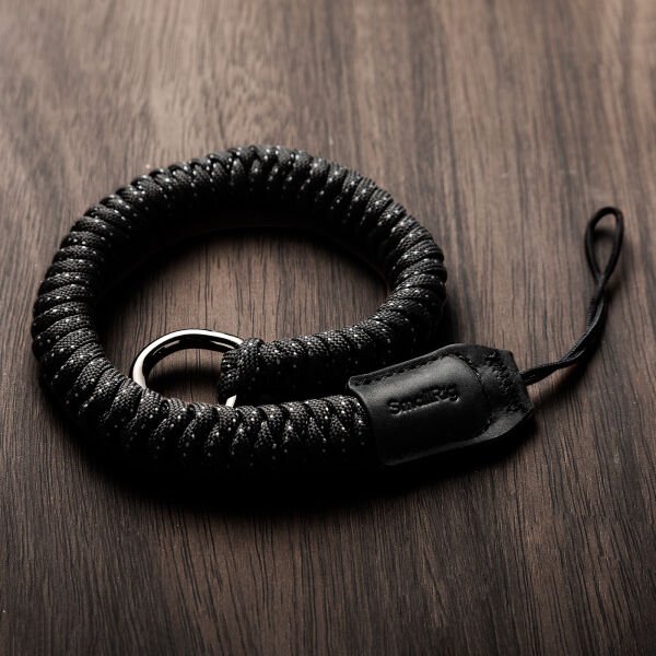 SmallRig 4881 Evrensel Örgülü Bileklik (Siyah)