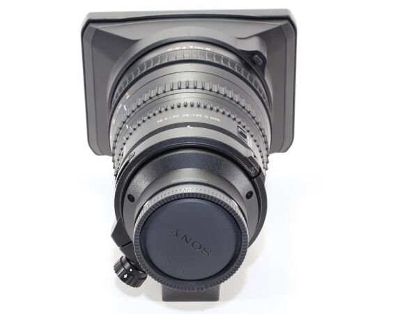 Sony FE PZ 28-135mm f/4 G OSS Lens (2. EL Çok Temiz)
