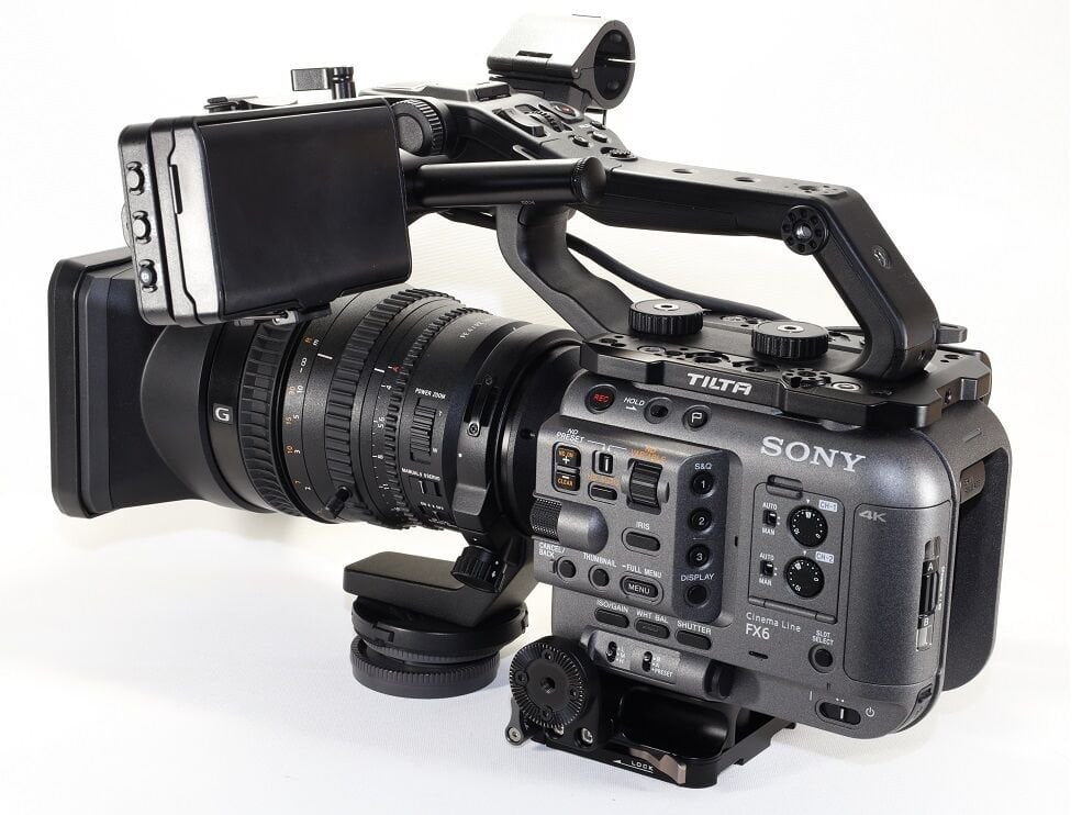 Sony FX6 Video Kamera 28-135 Lens ( 2.EL Çok Temiz))