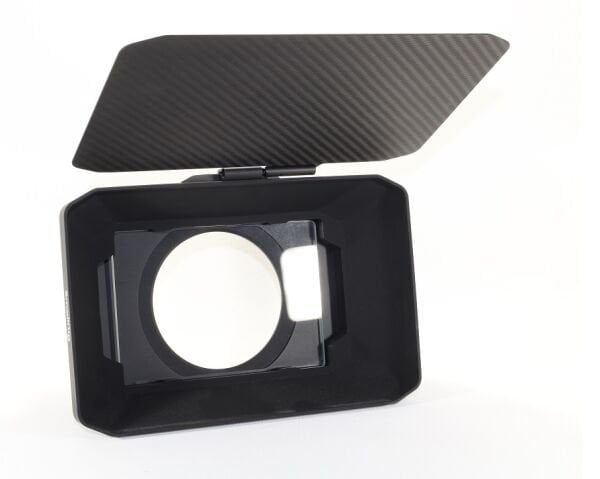 Sony FX6 Video Kamera 28-135 Lens ( 2.EL Çok Temiz))