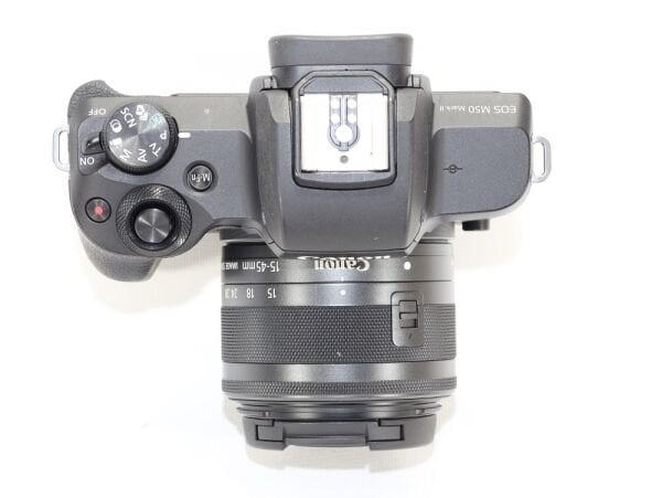 Canon EOS M50 Mark II 15-45mm IS STM Lens Kit (2.EL Çok Temiz)