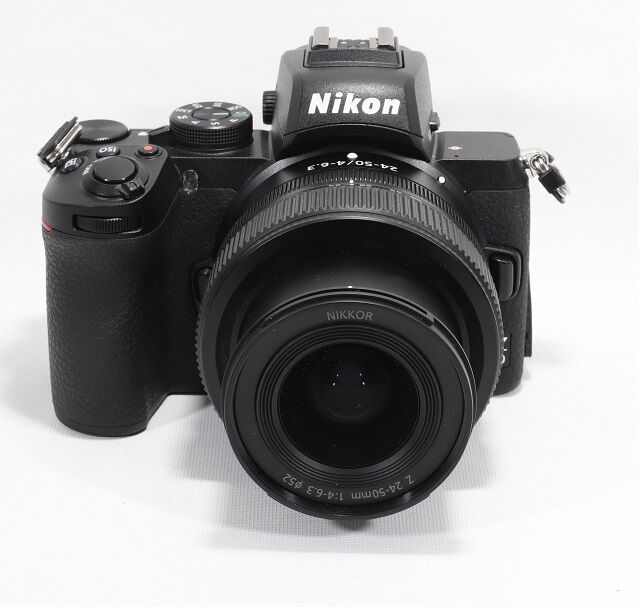 Nikon Z 50 + 24-50mm Lens İle (2.el Çok Temiz)