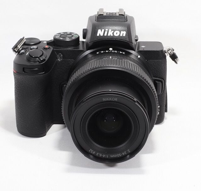 Nikon Z 50 + 24-50mm Lens İle (2.el Çok Temiz)