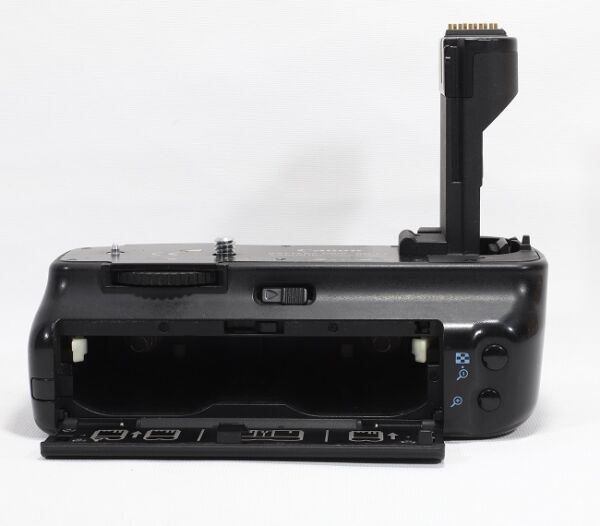 Canon BG-E2  Canon EOS 20D/30D/40D/50Di çin  Battery Grip  (2.el Çalışır Durumda)