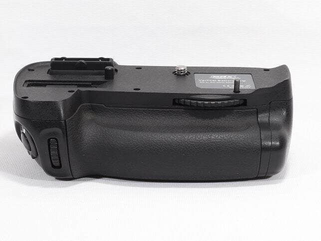 PDX Nikon D600 D610 Batarya Grip (2.el Çalışır Durumda)