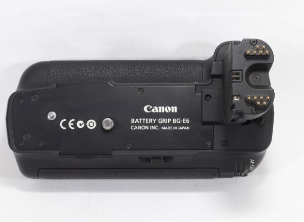 Canon BG-E6 Canon 5D Mark II için Batarya Grip  (2.el Çalışır Durumda)