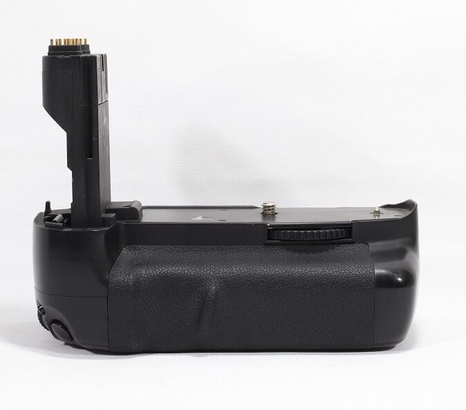 MeiKe MK-7D Canon Eos 7D İçin Battery Grip (2.el Çalışır Durumda