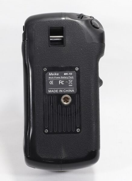 MeiKe MK-7D Canon Eos 7D İçin Battery Grip (2.el Çalışır Durumda