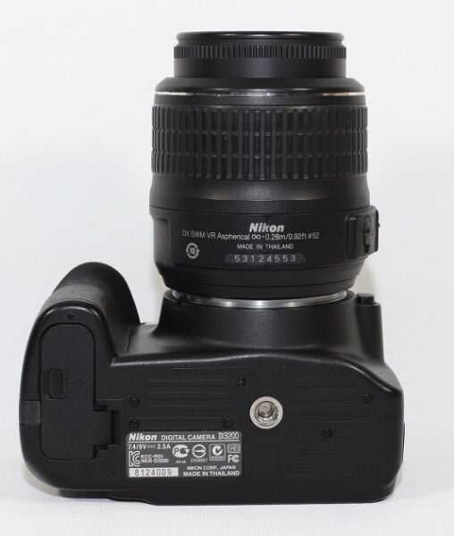 Nikon D3200 + 18-55mm VR (2.el Temiz)