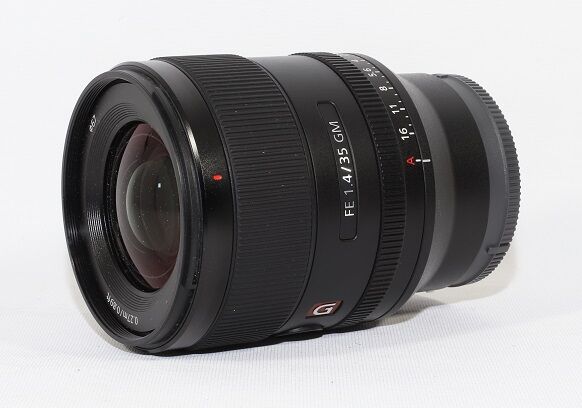 Sony FE 35mm f/1.4 GM Lens (2. EL Çok Temiz)