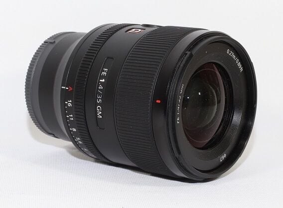 Sony FE 35mm f/1.4 GM Lens (2. EL Çok Temiz)