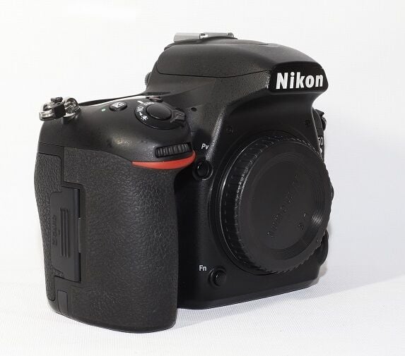 Nikon D750 Body DSLR  (2.el Temiz)