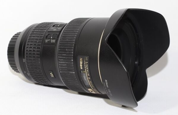 Nikon AF-S Nikkor 16-35mm f-4G ED VR Lens (Temiz 2.El Lens)