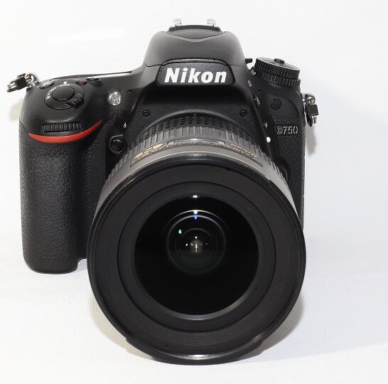 Nikon D750 Body + 16-35mm f-4G ED VR Lens  (2.el Temiz)