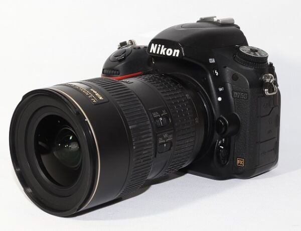 Nikon D750 Body + 16-35mm f-4G ED VR Lens  (2.el Temiz)