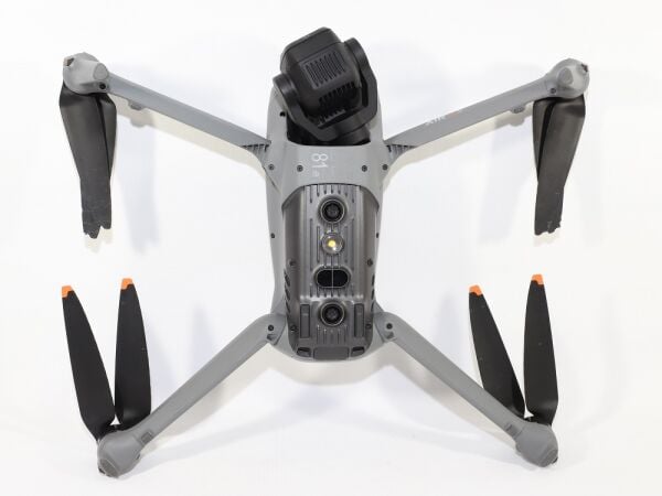 DJI Air 3S Fly More Combo RC 2 Kumandalı Drone (2. EL Çok Temiz  SHGM Kayıtlıdır)