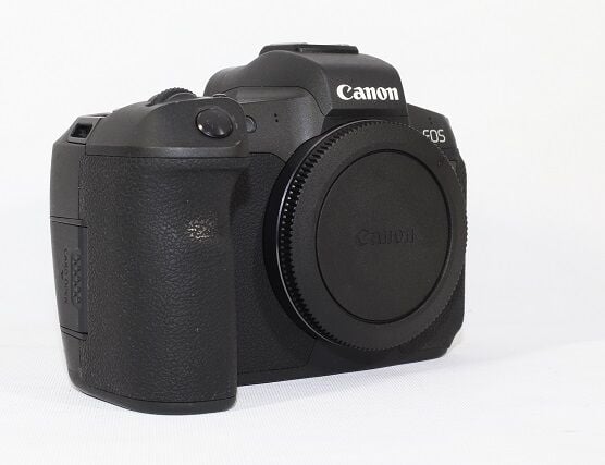 Canon EOS R Body Aynasız Fotoğraf Makinesi (2.EL Çok Temiz)