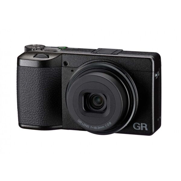 Ricoh GR IV Dijital Fotoğraf Makinesi