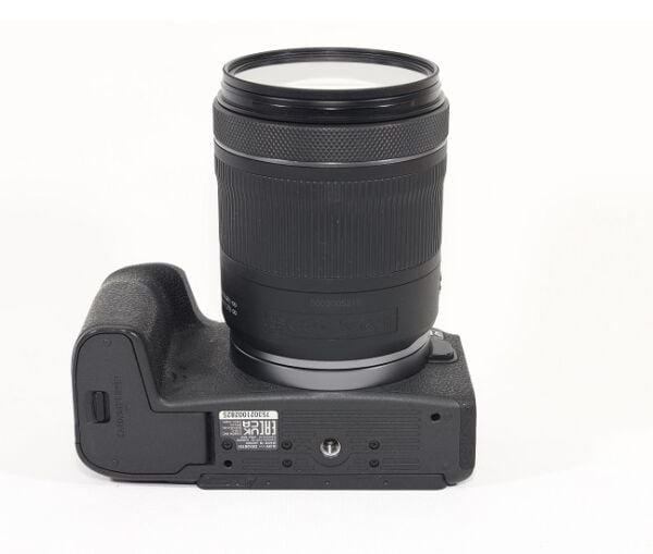 Canon EOS RP 24-105mm f/4-7.1 IS STM (2. el Çok Temiz)