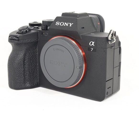 Sony A7 IV Body (2.EL Çok Temiz)