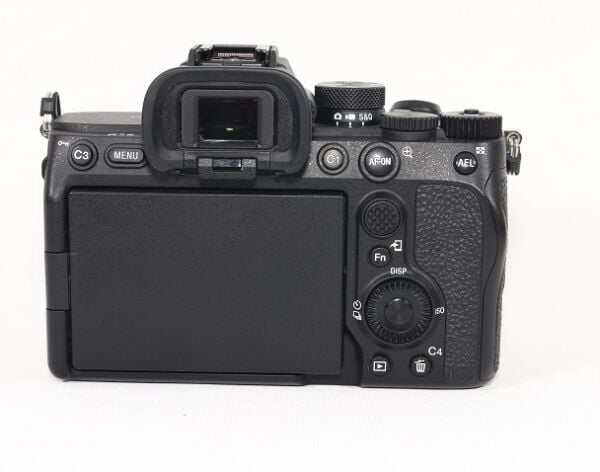 Sony A7 IV Body (2.EL Çok Temiz)