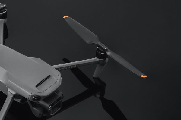 DJI  Mavic 3 / Mavic 3 Pro Cine / Mavic 3 Classic  / Mavic 3 Pro / Mavic 3 Cine Düşük Gürültülü Pervane 2'li