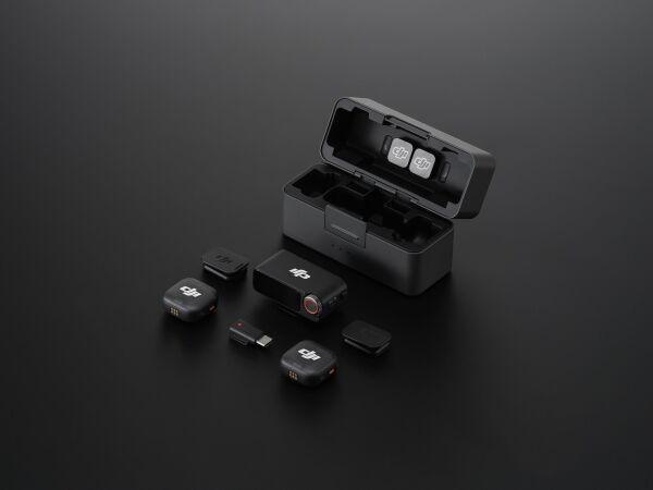 DJI Mic 3 (Çift Kişilik) Kompakt Dijital Kablosuz Mikrofon Sistemi