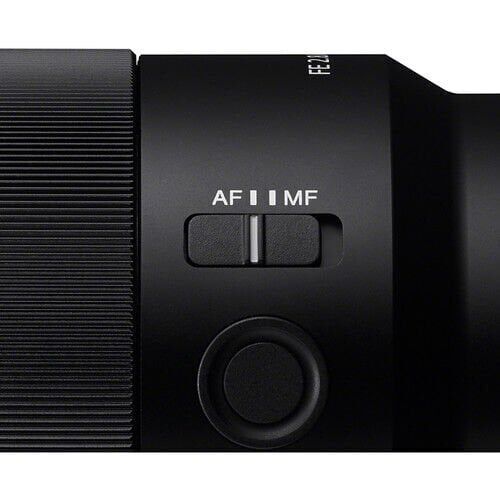 Sony FE 50mm f/2.8 Macro Lens (SEL50M28)