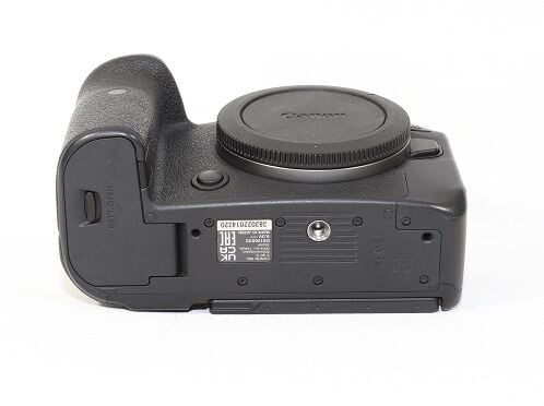 Canon EOS R6 Body (2. El Temiz)