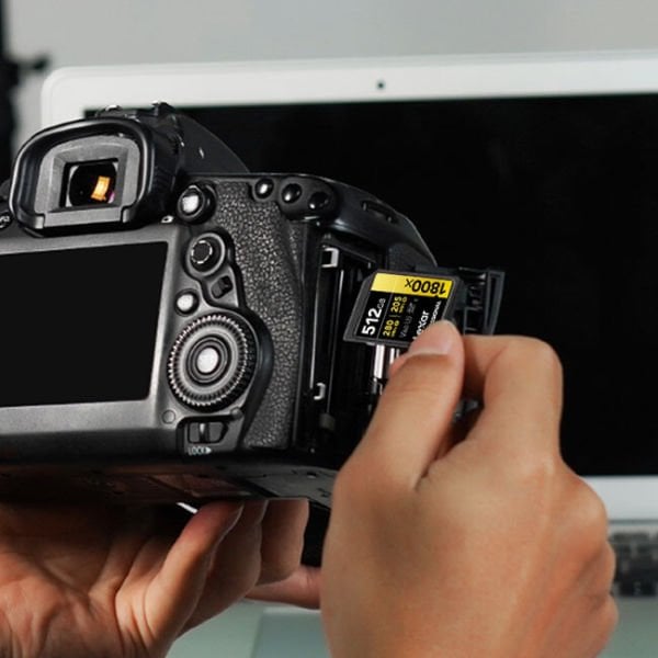 Lexar 64GB 1800x 280MB/s Profesyonel UHS-II SDXC  V60 Hafıza Kartı (Gold Serisi)