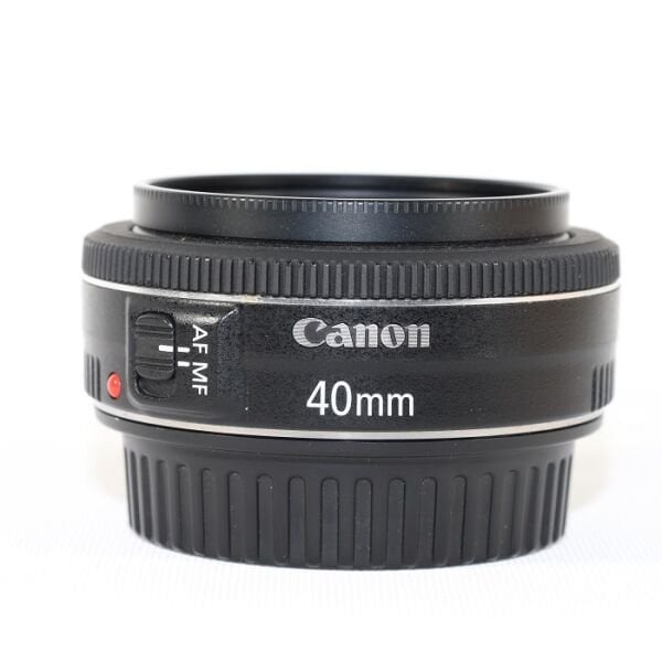 Canon EF 40mm f/2.8 STM Lens (2.EL Çok Temiz)
